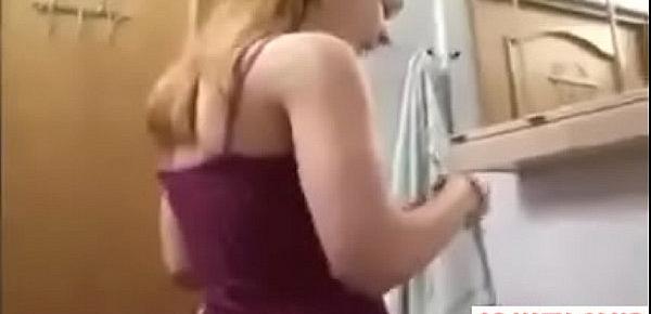  Oral Sex By Russian Teens In Bathroom